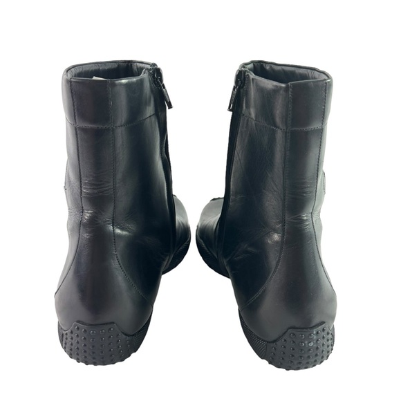 DIOR Logo Black Leather Women's Ankle Boots Marked as 8.5 US Made in Italy - Picture 12 of 14